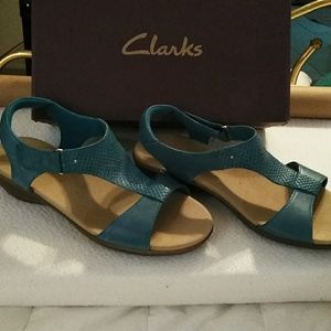 Clark's leather sandals